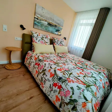 Am Wasserfall Apartment